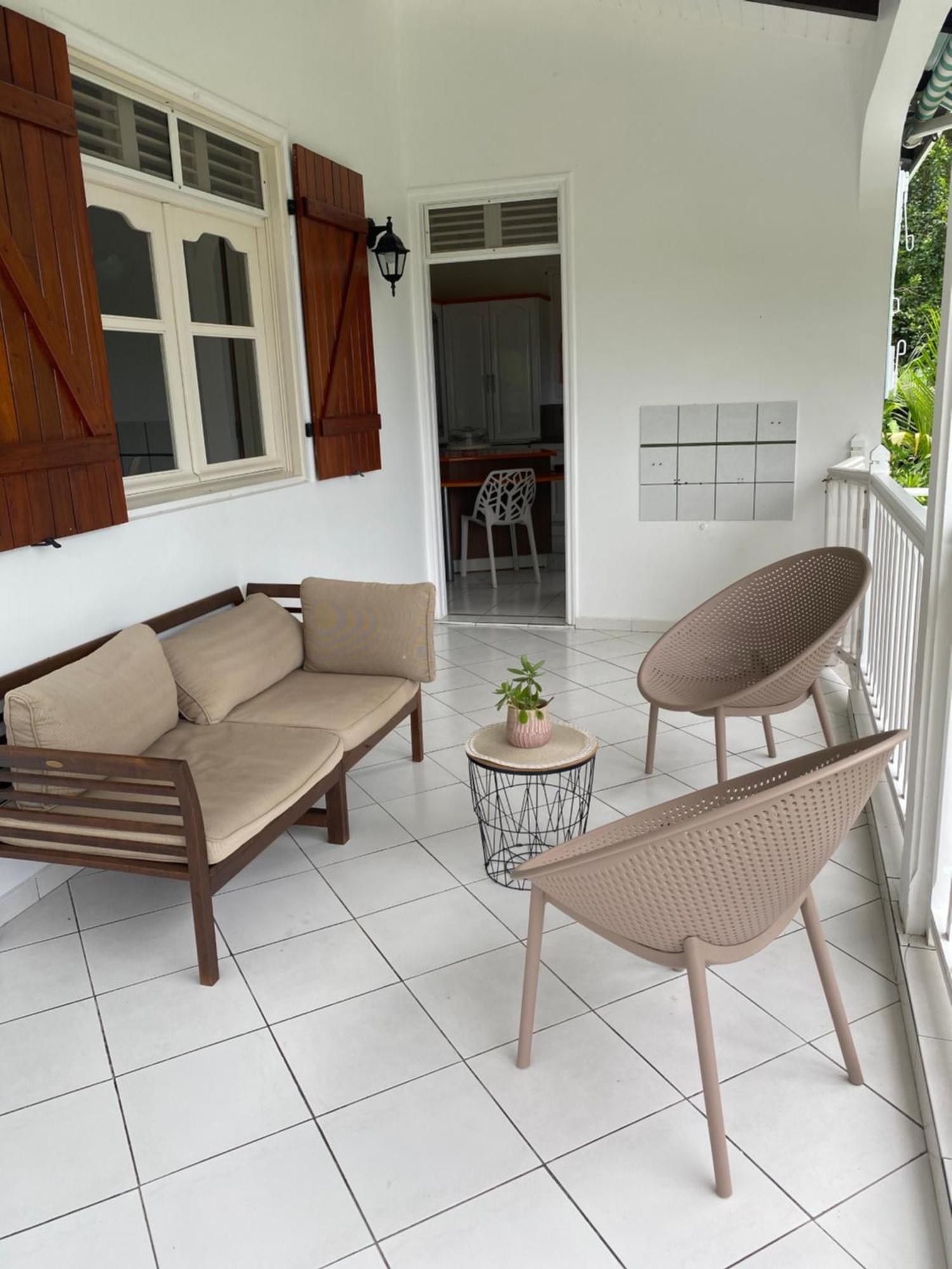 Haut De Villa Chez Lise Pointe-Noire Exterior photo